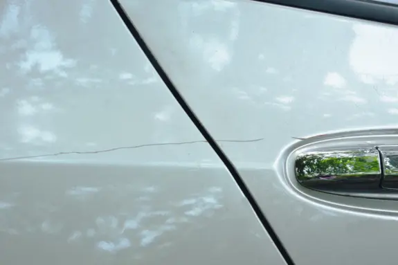 Paint & Scratch Repairs